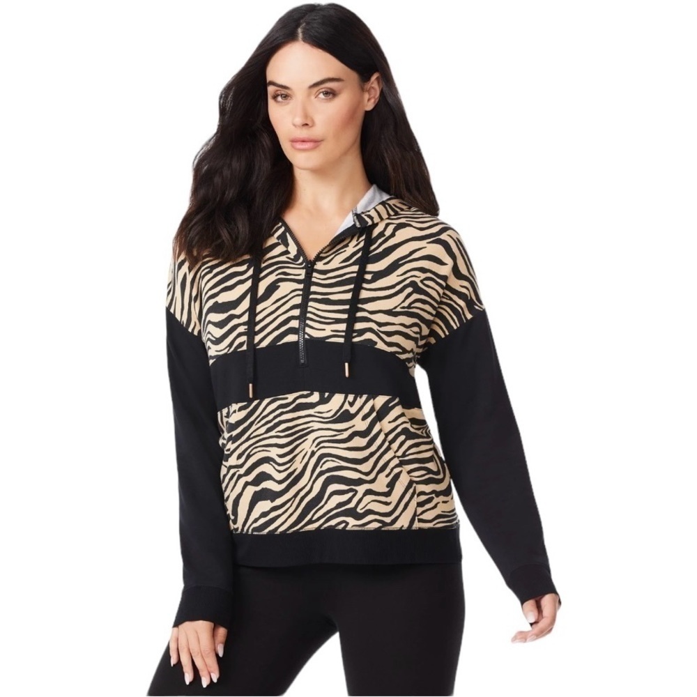 SOFIA INTIMATES BY SOFIA VERGARA,LONG SLEEVE,ZEBRA PRINTLOUNGEWEAR. SIZE M(8-10)